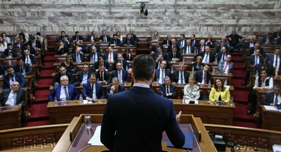 Αδειάσματα, έλλειψη συντονισμού, ανταρσία γυναικών κατά Τσιάρα και θέμα Πατέλη στην γαλάζια Κ.Ο.