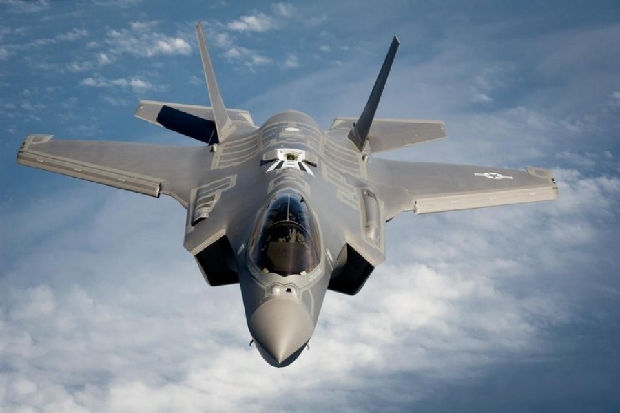 Νορβηγία: Δύο μαχητικά αεροσκάφη F-35A της Lockheed Martin προσγειώθηκαν για ανεφοδιασμό σε... αυτοκινητόδρομο