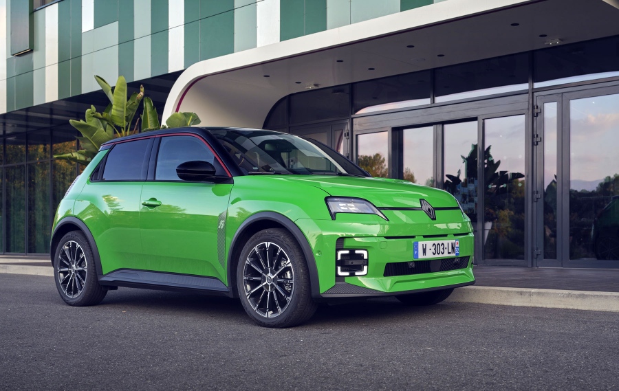 Το νέο Renault 5 ξεκινά από τις 26.900 € στην Ελλάδα