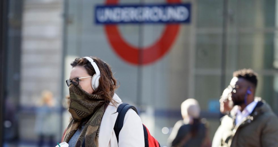 Μειωμένοι κατά σχεδόν 1/3 οι θάνατοι από κορωνοϊό στο Ηνωμένο Βασίλειο