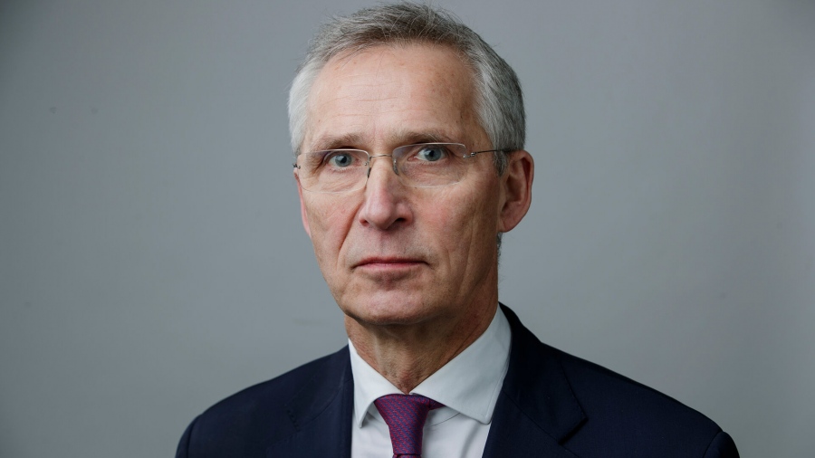 Αποκρουστική πρόταση Stoltenberg: «Η Ευρώπη πρέπει να θυσιάσει το κοινωνικό κράτος για να στηρίξει την Ουκρανία»