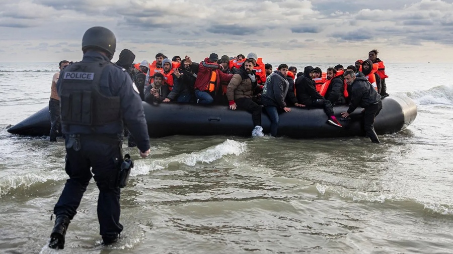Αδιανόητο - Η σουηδική δημόσια τηλεόραση καταδικάστηκε επειδή μίλησε για... «παράνομους μετανάστες»