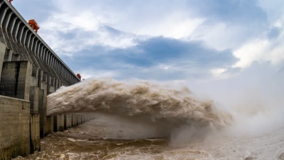 Η Κίνα κατασκευάζει το ισχυρότερο υδροηλεκτρικό σύστημα στον κόσμο στα Ιμαλάια, κρυφό και αμφιλεγόμενο...