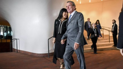 Γερμανία: Οξεία κρίση στις σχέσεις Schroeder - Scholz λόγω Ρωσίας