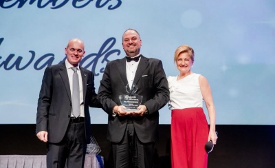 Με ιδιαίτερη επισημότητα γιόρτασε στο Μέγαρο Μουσικής τα 10 χρόνια λειτουργίας του το CEO Clubs Greece