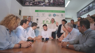 Χαρδαλιάς: Η Περιφέρεια Αττικής ενισχύει τον ΣΠΑΠ με δύο νέα πυροσβεστικά οχήματα