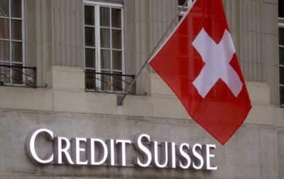 Credit Suisse: «Κόβουν» δεσμούς οι Societe Generale, Deutsche Bank