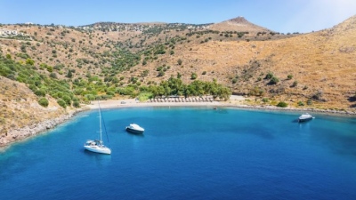 Που ταξίδεψαν οι Έλληνες το τριήμερο του Αγίου Πνεύματος - Νικητές, χαμένοι και νέες τάσεις