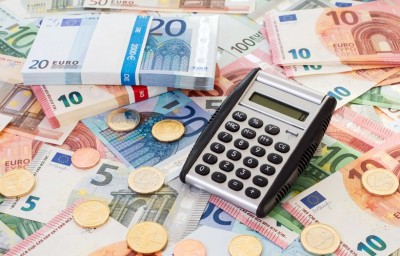 Θερινή ραστώνη πλήττει τις φορολογικές δηλώσεις - Εκτός ΤΑΧΙS περισσότερα από 870.000 Ε1, οι 4 επιλογές των πολιτών