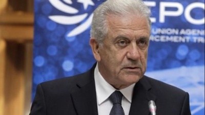 Αβραμόπουλος για Novartis: Όποιοι επιμένουν να επαναλαμβάνουν συκοφαντίες εναντίον μου, διαπράττουν απλά αθλιότητες