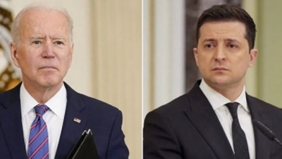 Biden και Zelenskyi συζήτησαν για τις ρωσικές επιθέσεις σε ζώνες κοντά σε αμάχους