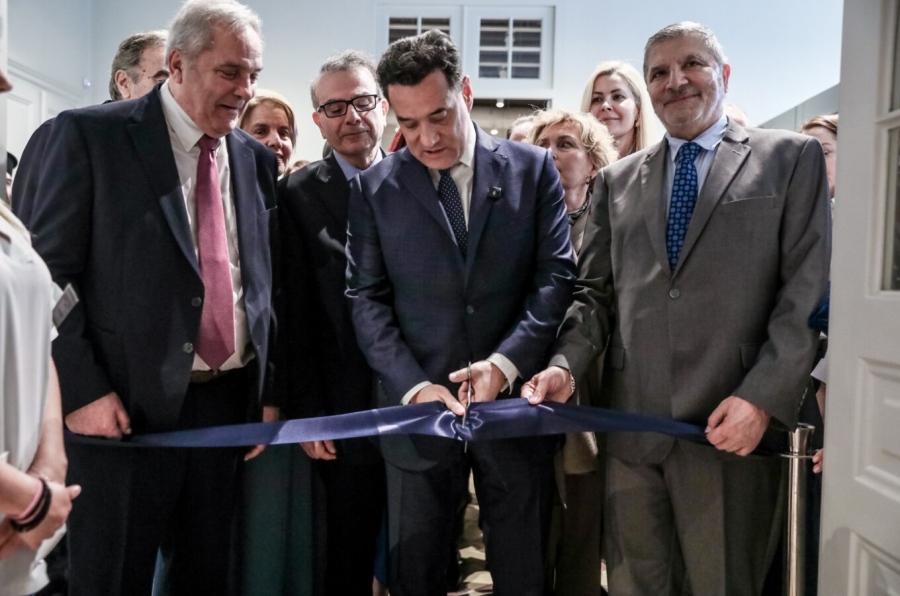 Ο Γεωργιάδης εγκαινίασε τον πρώτο προσομοιωτή λαπαροσκοπικής χειρουργικής στο Λαϊκό Νοσοκομείο - Το ΕΣΥ αλλάζει