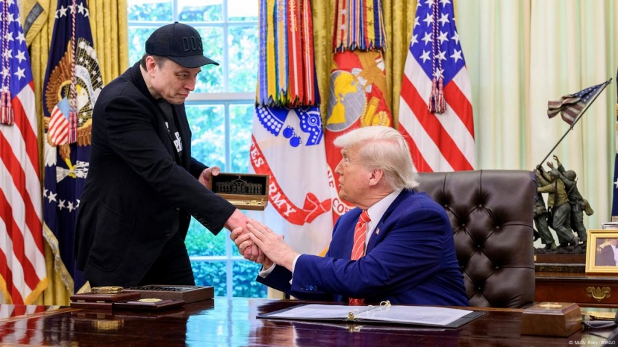 Απειλή για τον Trump το κόμμα του Elon Musk