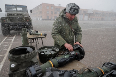 Στρατιωτικά «σκουπίδια» - Η Ουκρανία παραδέχεται ότι παίρνει τα… ληγμένα όπλα της Δύσης - Ρωσία: O Zelensky καίει τον στρατό του