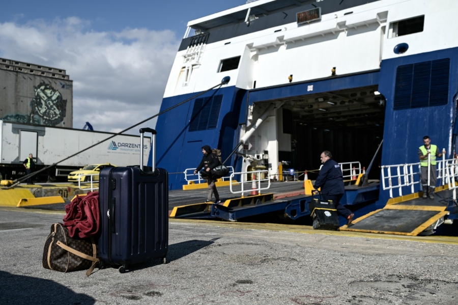 Ερώτηση ΣΥΡΙΖΑ στον Κικίλια για τις ανεξέλεγκτες τιμές των ακτοπλοϊκών εισιτηρίων