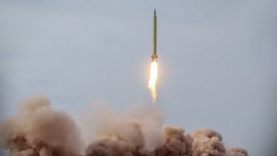 Ασταμάτητο – Το Ιράν με το «72ο κύμα από την κόλαση» σφυροκοπά Ισραήλ και 5ο Στόλο των ΗΠΑ