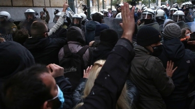 Σε 21 προσαγωγές προχώρησε η ΕΛΑΣ στη συγκέντρωση στο κέντρο της Αθήνας για Κουφοντίνα