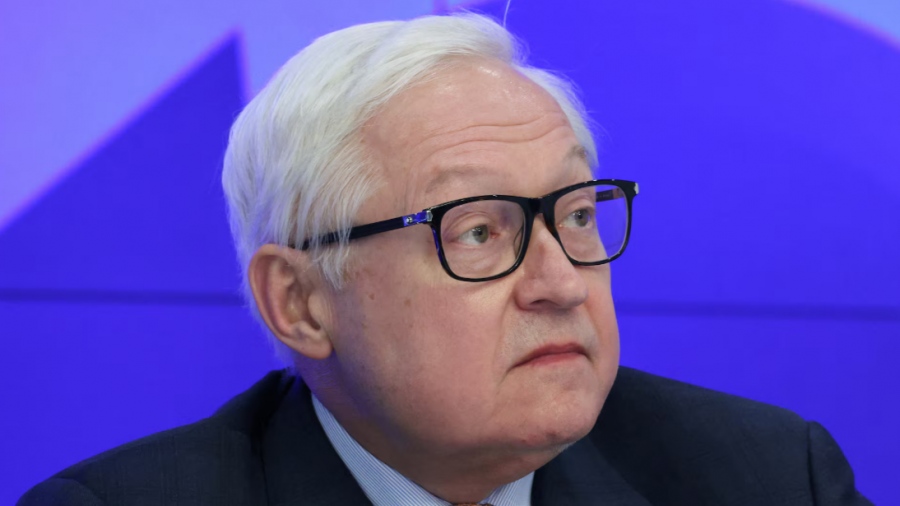 Ryabkov (Ρωσία): Η Δύση αγνοεί το δικαίωμα των λαών στην αυτοδιάθεση