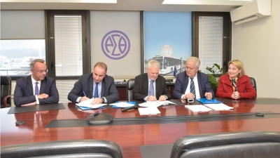 Υπογράφηκε η σύμβαση για τον σταθμό φόρτισης του ΟΑΣΘ - Την άνοιξη στους δρόμους της Θεσσαλονίκης τα 110 ηλεκτρικά λεωφορεία