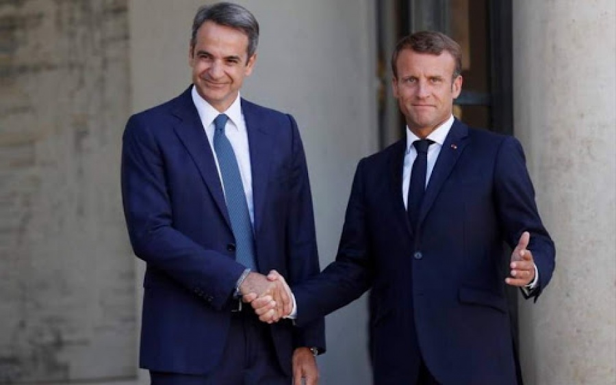 Επιβεβαιώθηκαν οι ισχυροί ελληνογαλλικοί δεσμοί στη συνάντηση Μητσοτάκη - Macron