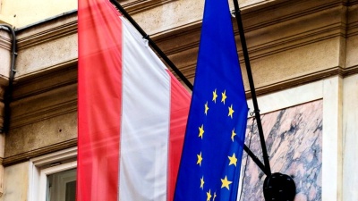 Υπέρ της παραμονής της Βρετανίας στην ΕΕ το 44% των Αυστριακών