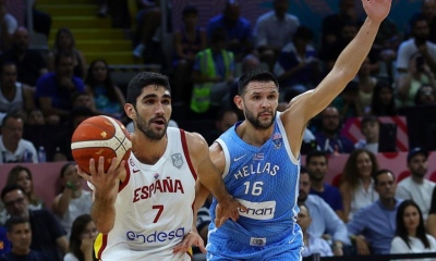 Ο Κώστας Παπανικολάου ισοφάρισε την επίδοση του Νίκου Γκάλη - 168 συμμετοχές με το Εθνόσημο