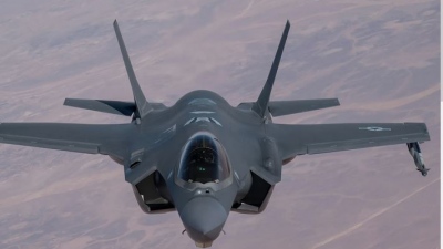 Ύποπτο συμβάν με F-35 στο Ιράν, χτυπήθηκε εκτοξευτής πυραύλων – Εκρήξεις στο Hormuz, κινητικότητα KC-46 στο Ισραήλ