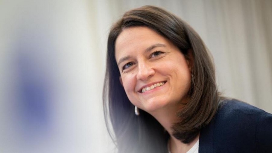 Στις Βρυξέλλες για το Συμβούλιο Υπουργών Παιδείας και Νεολαίας η Κεραμέως – Συνάντηση με Μ. Σχοινά