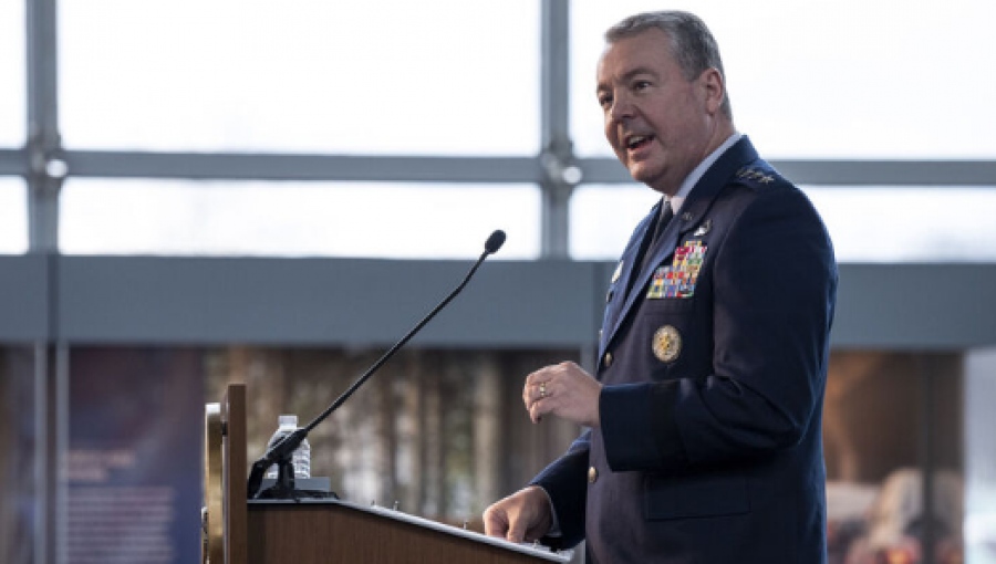 ΗΠΑ – Απολύθηκε ο επικεφαλής της DIA λόγω διαφωνίας για το πλήγμα στο πυρηνικό πρόγραμμα του Ιράν