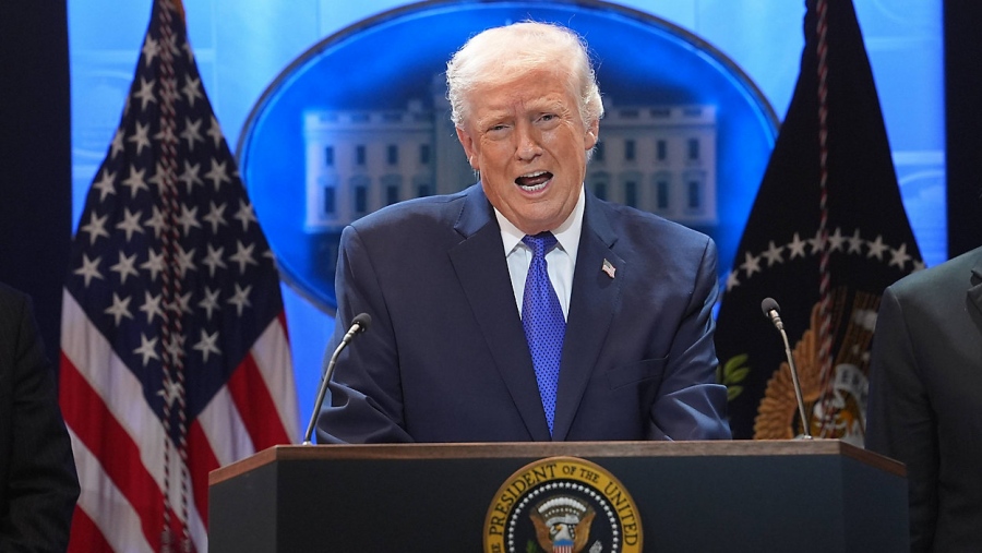 Ανατριχίλα από το νέο «χτύπημα» Τrump: Μπορώ να κάνω φρικτά πράγματα σε όσους μας γδέρνουν! - Σε πόλεμο με το Ανώτατο Δικαστήριο