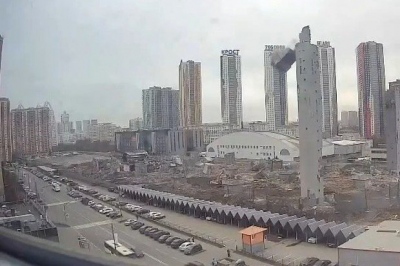 Τεράστια κολόνα κατέρρευσε κατά την κατεδάφιση εμπορικού κέντρου στη Μόσχα - Θάφτηκαν πάνω από 100 αυτοκίνητα