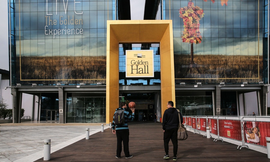 Εκκενώθηκε το εμπορικό κέντρο Golden Hall - Εντοπίστηκε κρούσμα κορωνοϊού