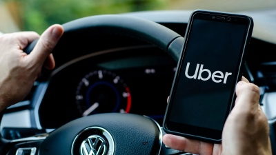 Πρόστιμο 10 εκατομμυρίων ευρώ στην Uber για την παραβίαση δικαιωμάτων των οδηγών της