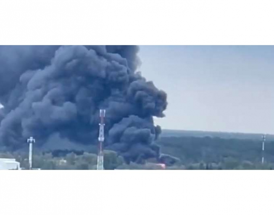Ιράν: Πυρκαγιά ξέσπασε σε διυλιστήριο πετρελαίου στο Ισφαχάν