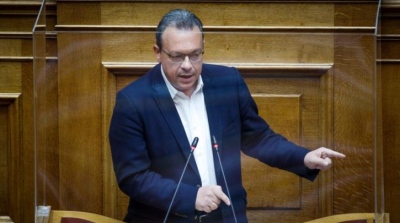 Φάμελλος (ΣΥΡΙΖΑ): Γιατί κε.Μητσοτάκη ποδοπατάτε το Σύνταγμα; - Δεν κάναμε εμείς καριέρα στην Εθνική Τράπεζα λόγω επιθέτου