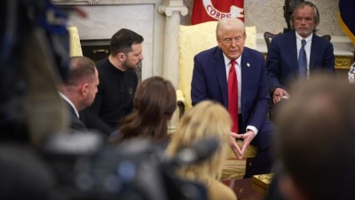 Politico: Ενοχλημένος ο Trump από τις αγκαλιές των Ευρωπαίων στον Zelensky – Έρχονται μεγάλες αποφάσεις