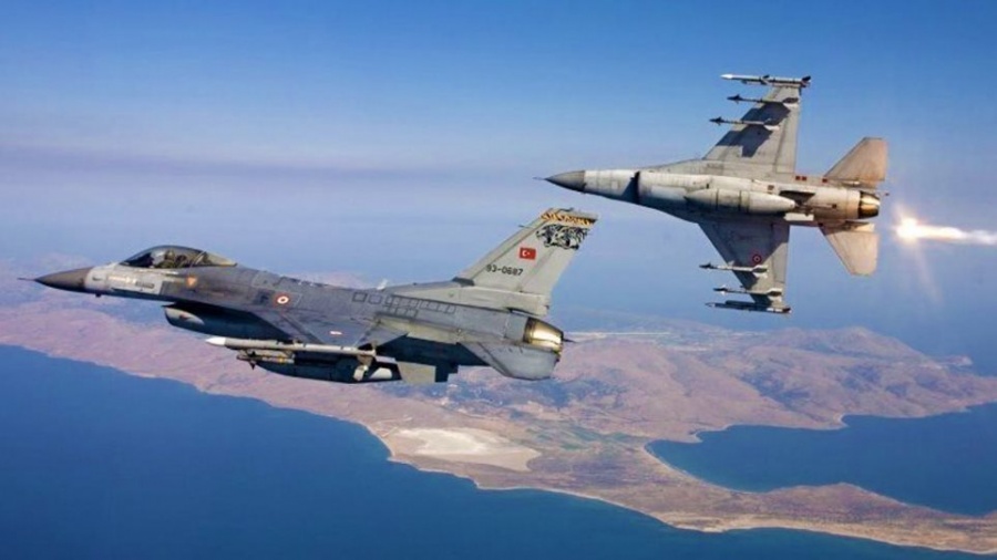 Νέες υπερπτήσεις τουρκικών μαχητικών F-16 πάνω από τις Οινούσσες