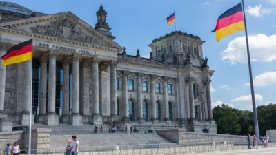 Μετά τις ΗΠΑ και η Γερμανία: «Ναι» στην Ουκρανία για χρήση των γερμανικών όπλων κατά της Ρωσίας