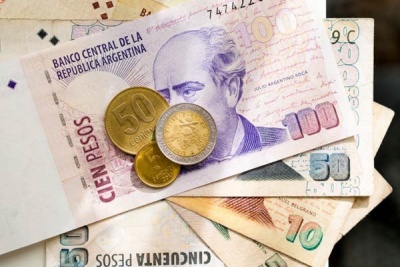 «Μάχη» τουρκικής λίρας και pesos Αργεντινής για το χειρότερο νόμισμα αναδυόμενης αγοράς, το 2018
