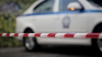 Οικογενειακή τραγωδία με 2 νεκρούς στη Νίκαια - Πεθερός σκότωσε τον γαμπρό του και αυτοκτόνησε