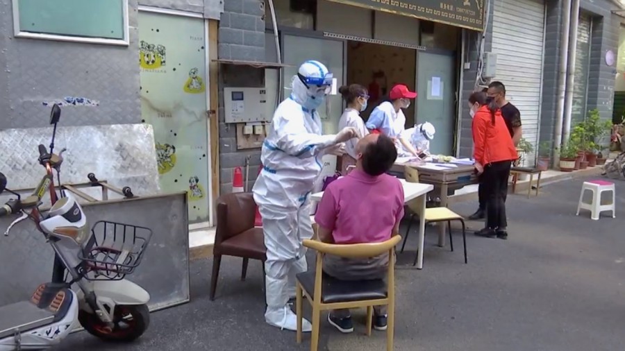 Κίνα: Μόλις 300 ασυμπτωματικούς ασθενείς στον κορωνοϊό έδειξαν τα τεστ στα 11 εκατομμύρια πολίτες της Wuhan