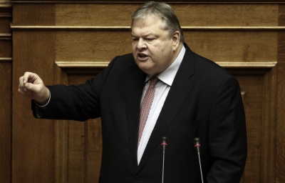 Βενιζέλος: Επικοινωνιακό τέχνασμα της κυβέρνησης τα περί εξόδου από το μνημόνιο