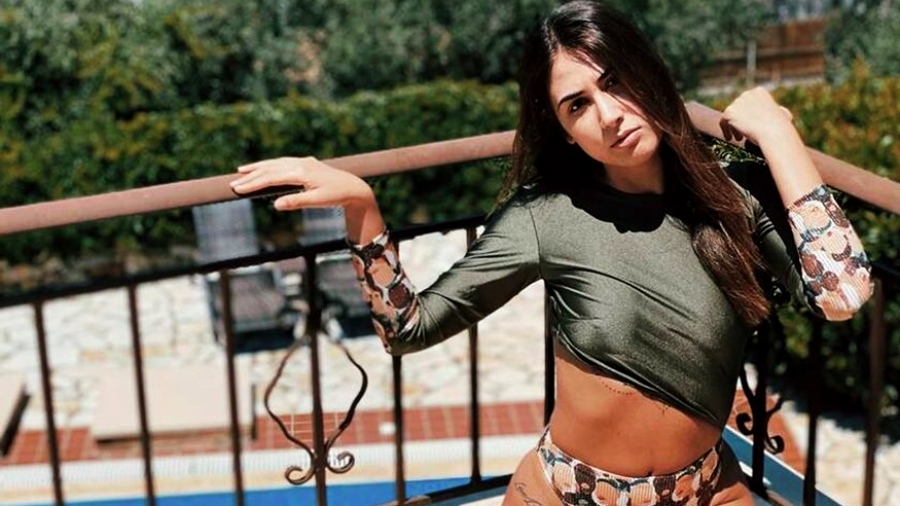 Σάλος με τις προκλητικές δηλώσεις Κρεμλίδου: «Ο οικοδόμος δουλεύει 8 ώρες και μετά είναι χαλαρός, οι Instagrammers δουλεύουμε 16»