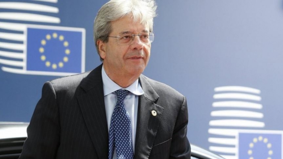 Gentiloni (Κομισιόν): Πιθανόν, η ΕΕ θα αποφύγει μια σοβαρή ύφεση - Το οικονομικό σενάριο παραμένει αβέβαιο