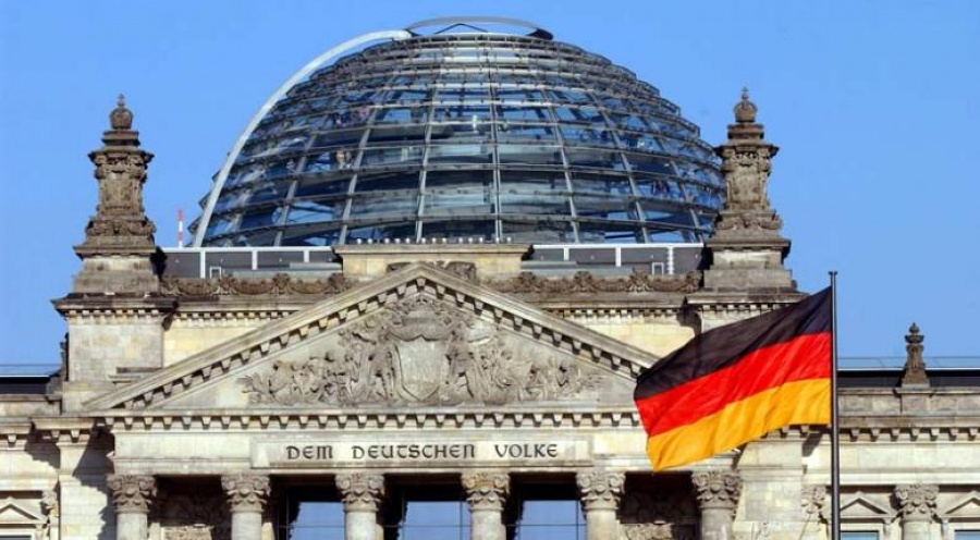 Εγκρίθηκε από την Bundestag η εκταμίευση της τελευταίας δόσης 15 δισ. προς την Ελλάδα
