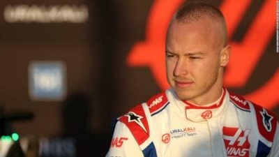 Formula 1: Απολύθηκε ο Ρώσος οδηγός της Haas, Nikita Mazepin λόγω του πολέμου στην Ουκρανία - Εκτός και η Uralkali