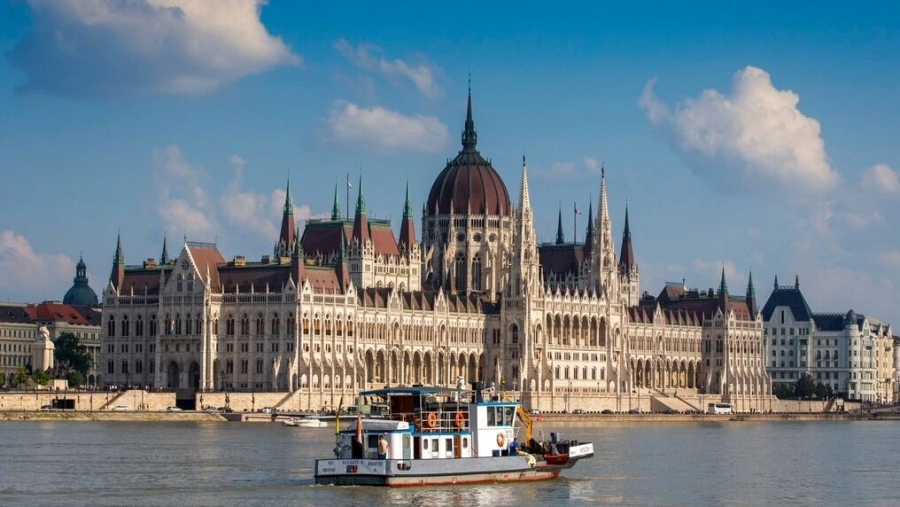 Ουγγαρία: Ραγδαία προβλήματα στη ναυσιπλοΐα προκαλεί η χαμηλή στάθμη του Δούναβη