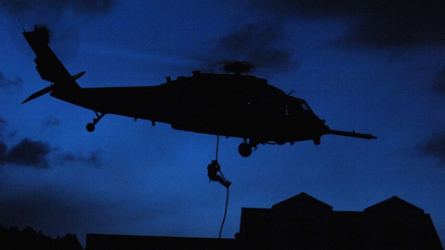 Απίστευτο - Οι ΗΠΑ συνέλαβαν στέλεχος του ISIS και το άφησαν ελεύθερο επειδή ήταν… κυβερνητικός αξιωματούχος της Συρίας