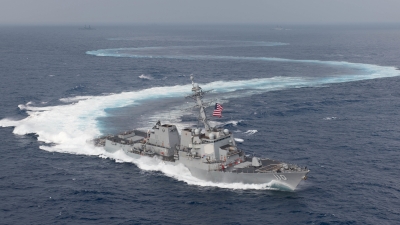 Πολεμικό πλοίο των ΗΠΑ στα στενά της Ταϊβάν - Για απειλές και προκλήσεις προειδοποιεί η Κίνα