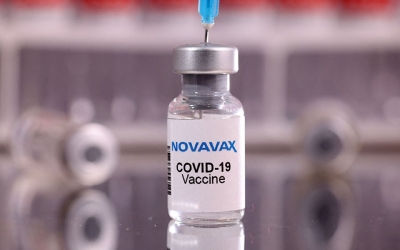 Novavax: Ανοίγει αύριο (1/03) η πλατφόρμα των ραντεβού – Το Σάββατο ο πρώτος εμβολιασμός